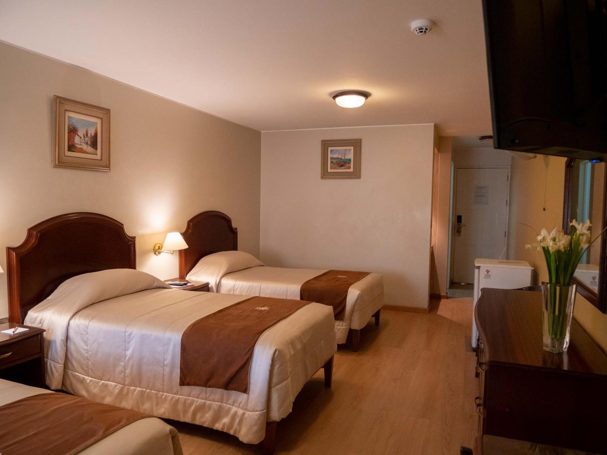 Hotel Britania San Borja Λίμα Εξωτερικό φωτογραφία