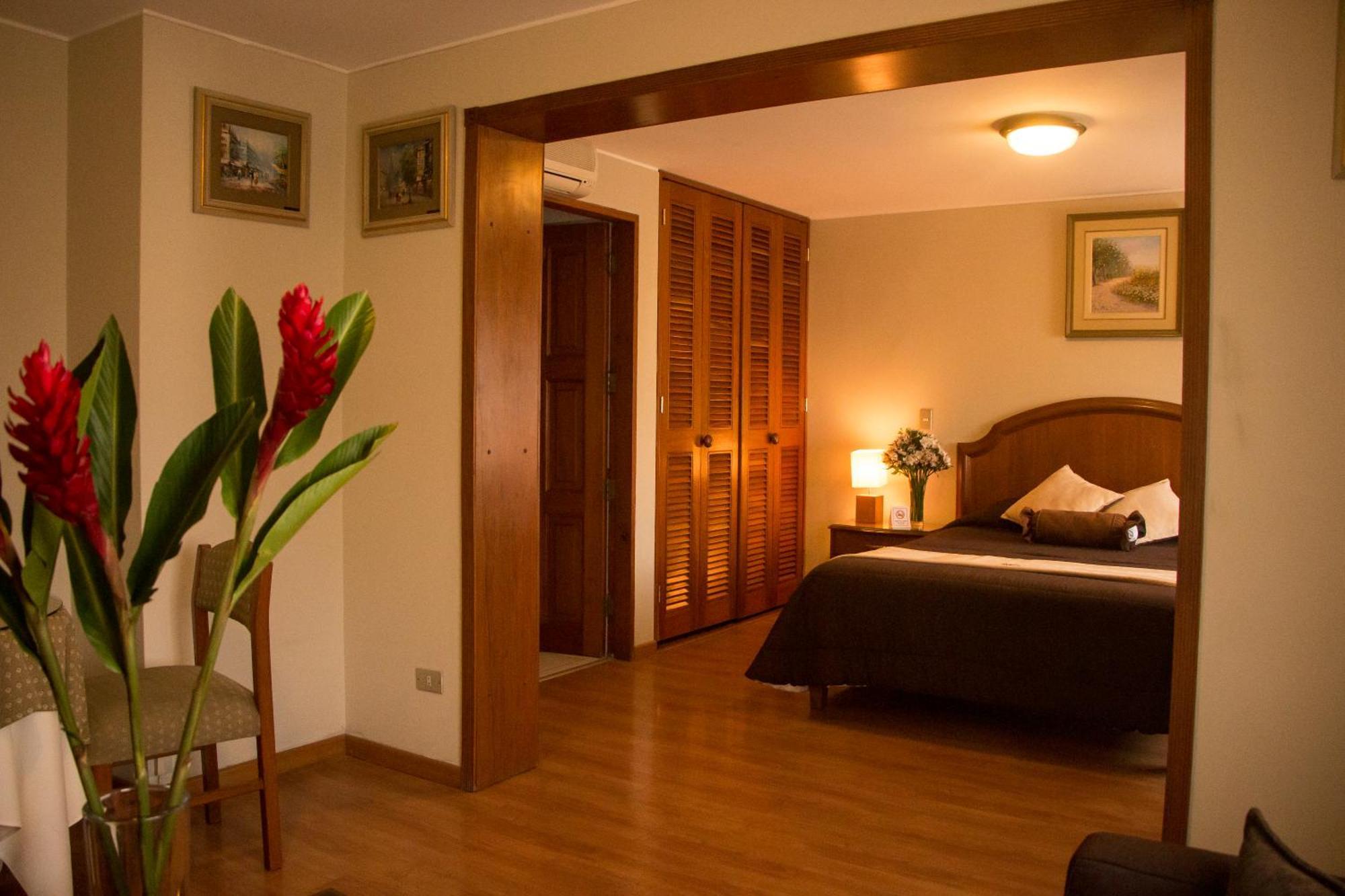 Hotel Britania San Borja Λίμα Εξωτερικό φωτογραφία
